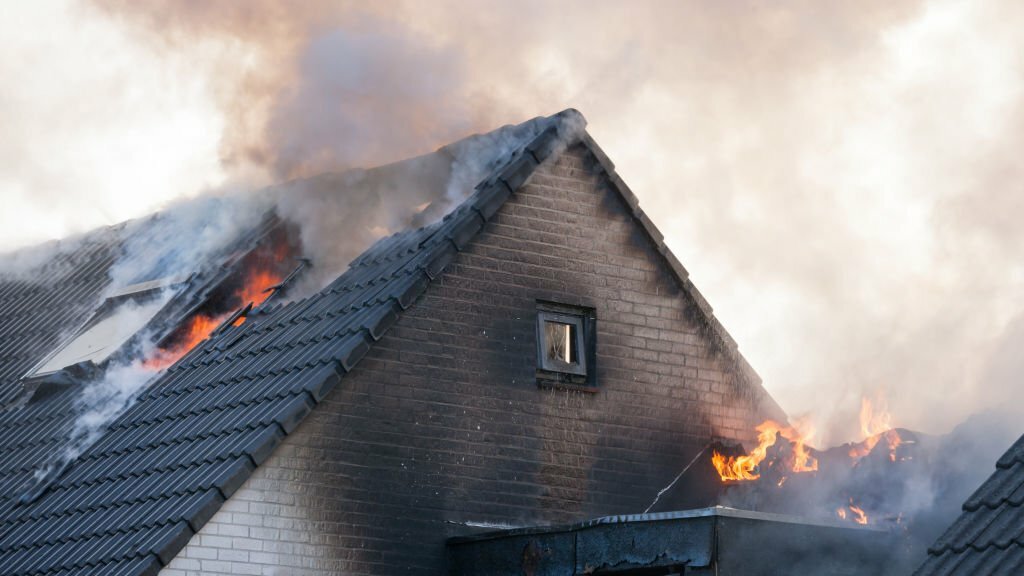 Incendio por mala limpieza de estufa